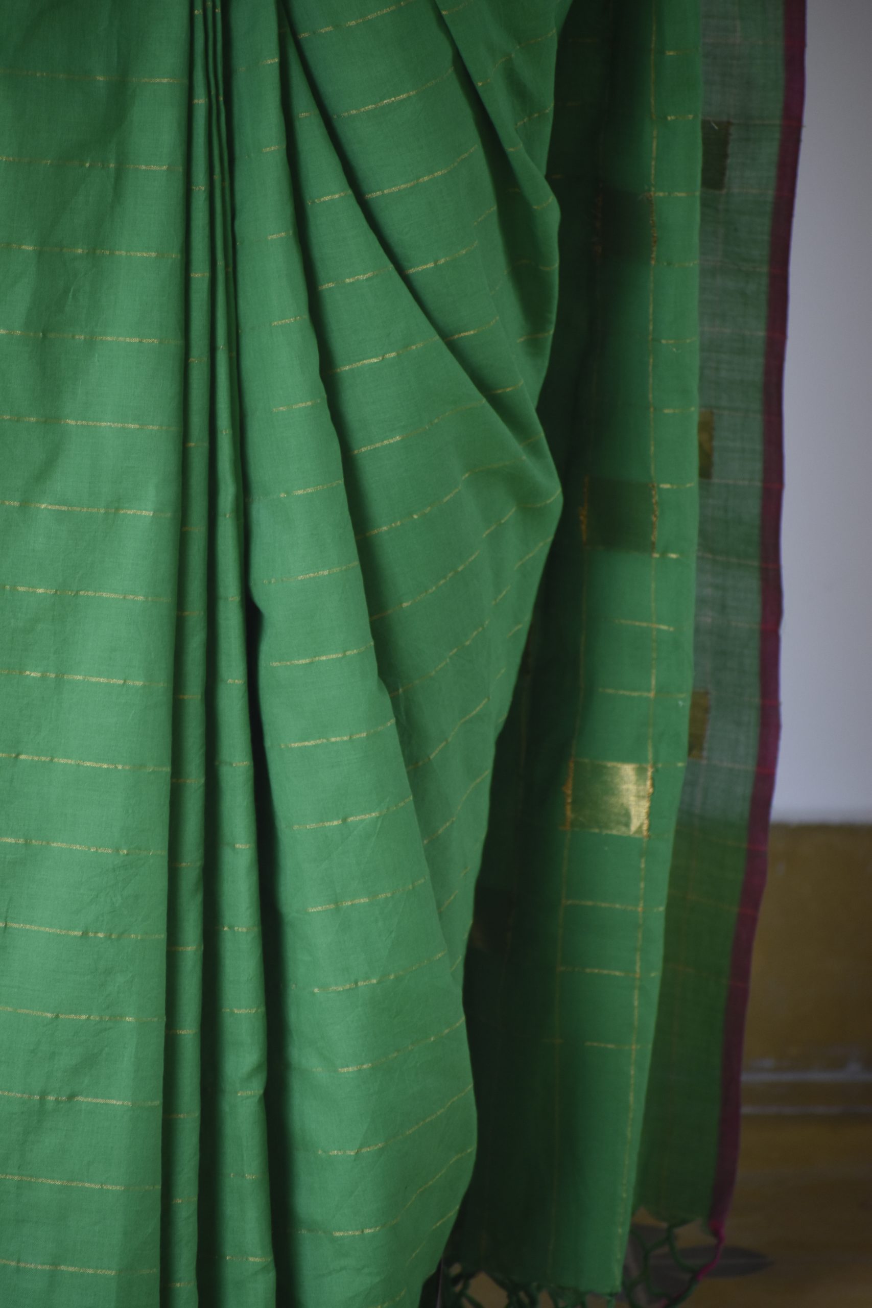 Parnika (Green)(3)